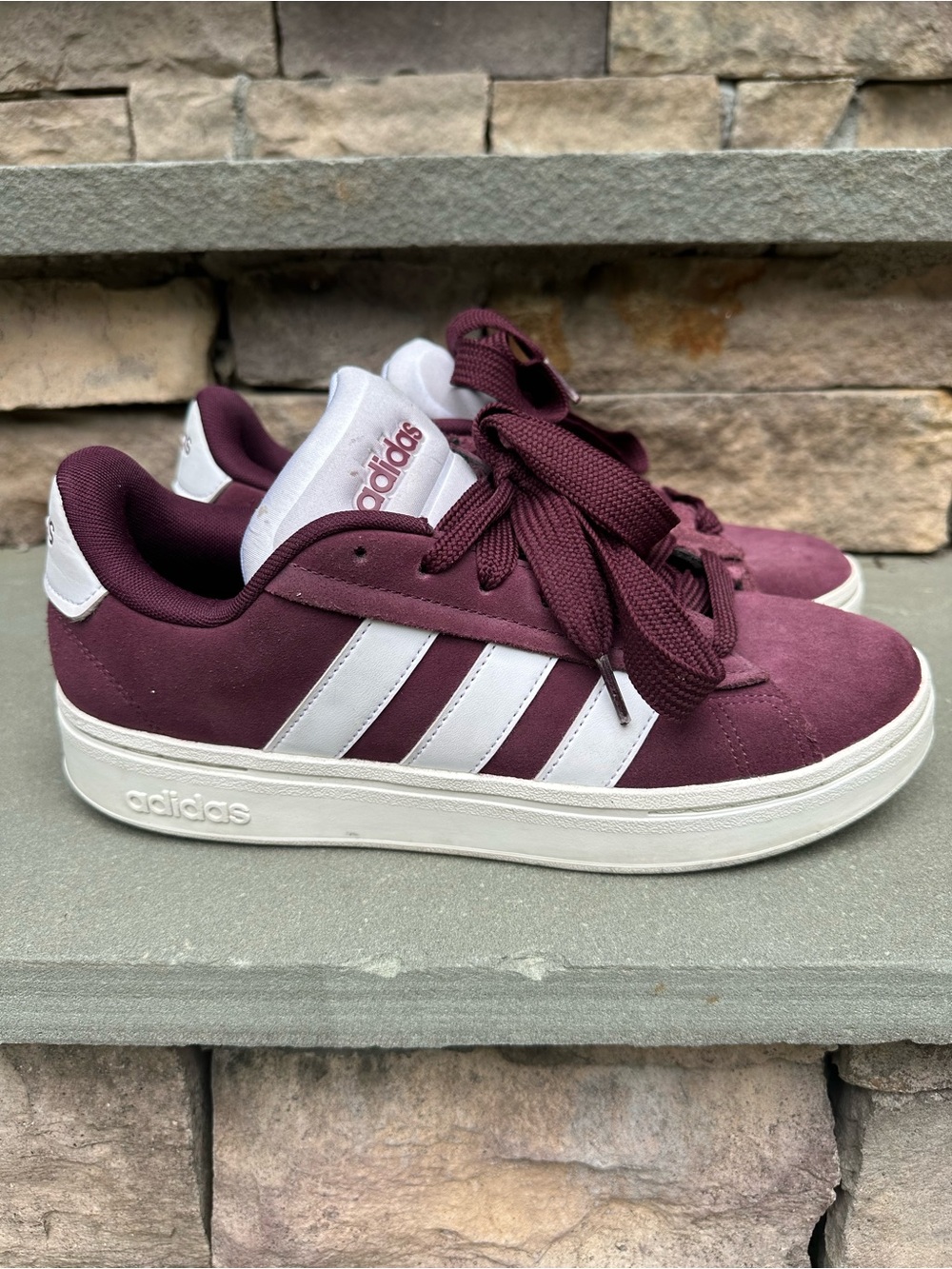 adidas Women's Low-Top Sneakers in Burgundy and White Size 9